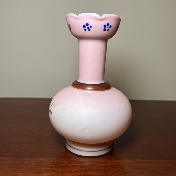 Antique Bristol Glass handpainted floral Bristol pink opaline glass vase - Picture 4 of 9